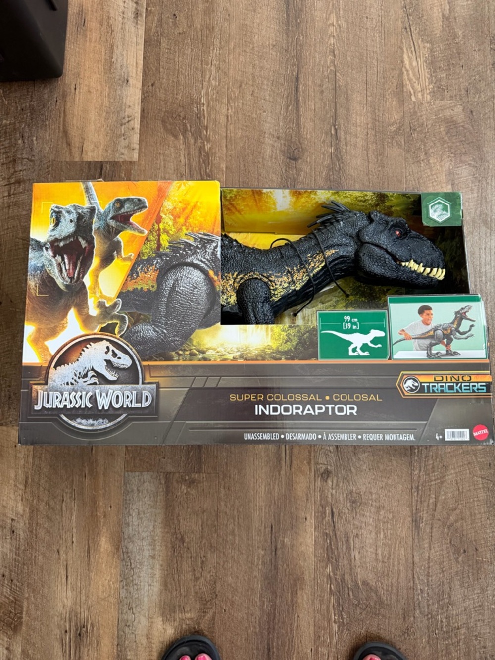 Super Colossal Indoraptor Toy Jurassic World dinosaur action figure new in box